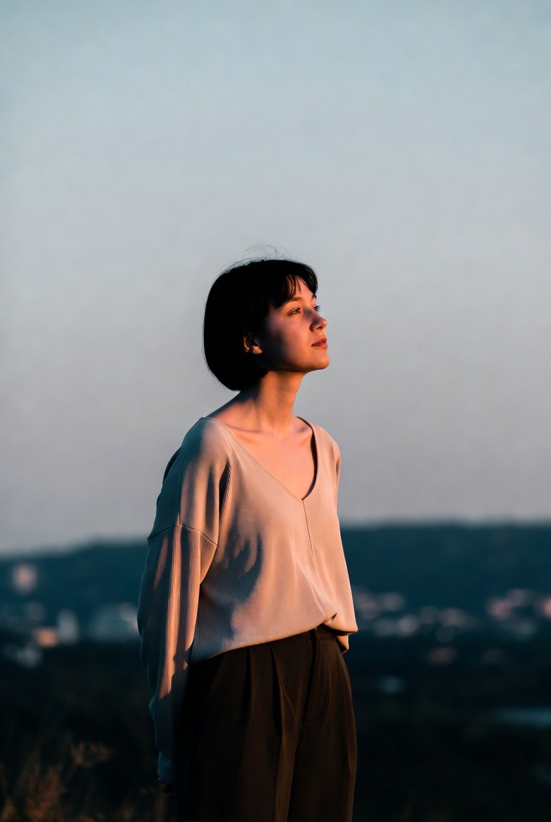 逆境をバネにして成功を掴み取るまでのステップを解説した図